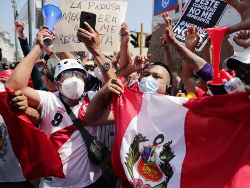 Crise política no Peru